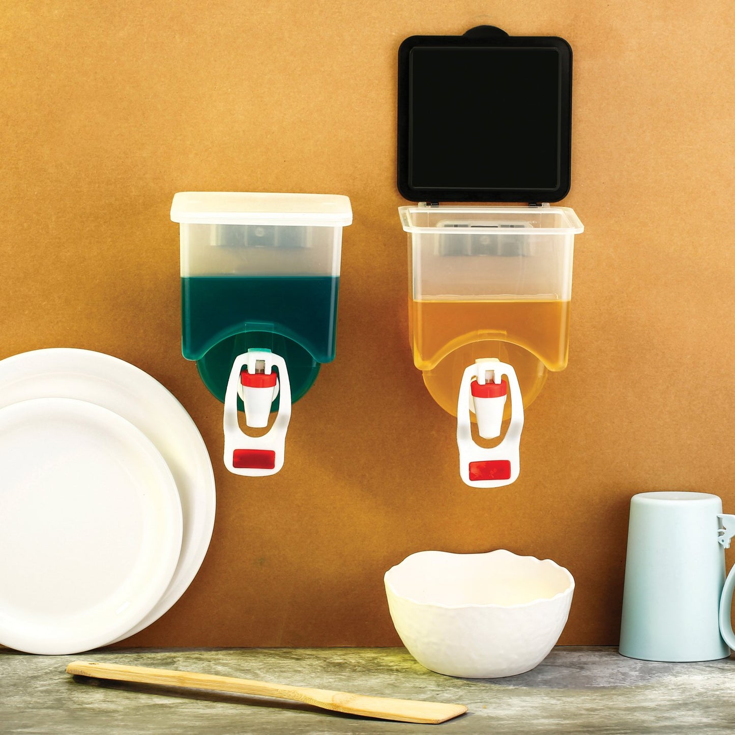 Wall Mounted Oil Dispenser Bottle (1100ml) | Leak-Proof Kitchen Oil Container