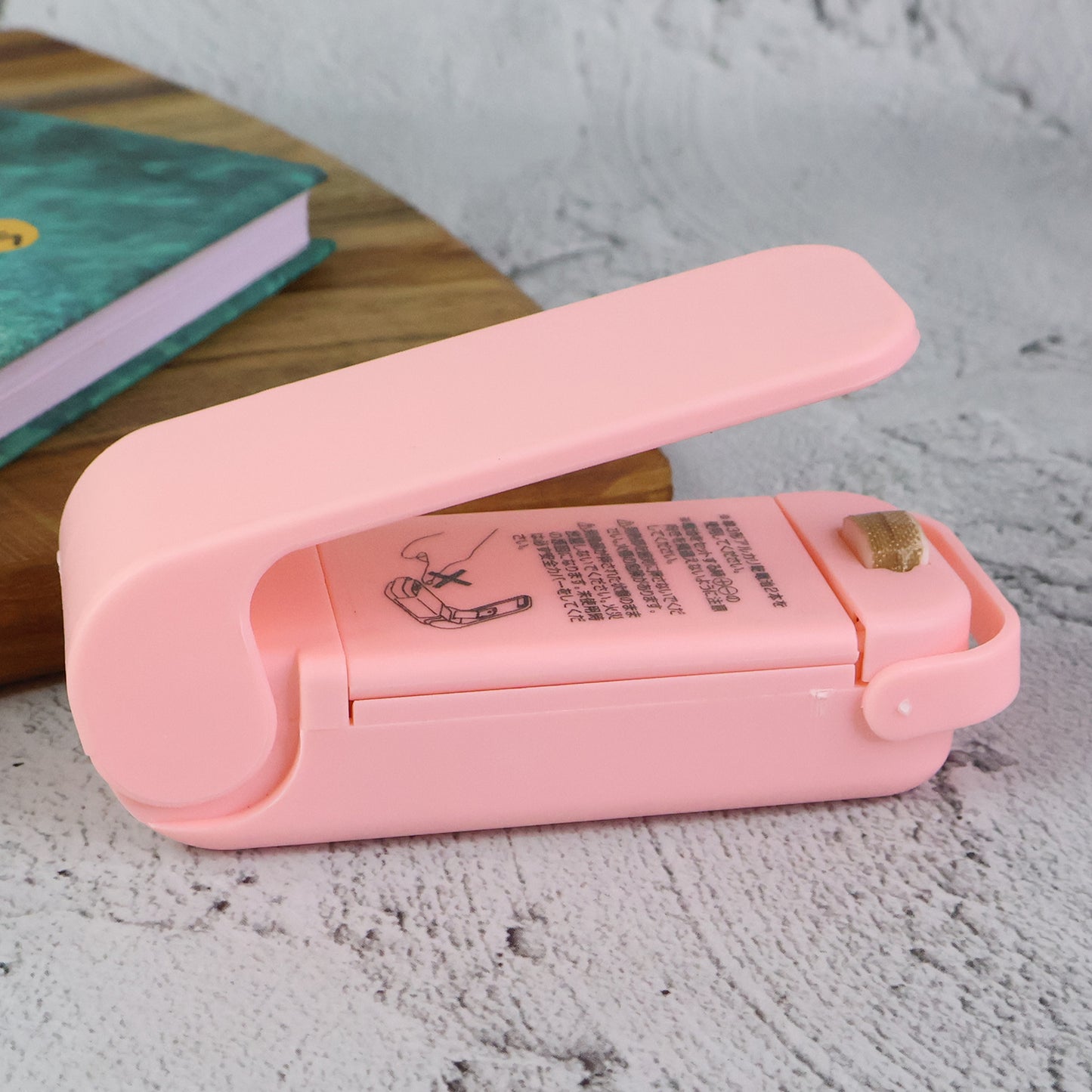 Mini Sealing Machine – Portable Plastic Bag Sealer for Food & Snacks